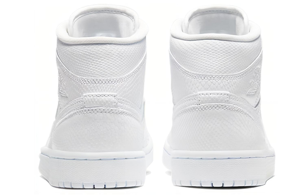 Кроссовки Jordan Air Jordan 1 Mid (Женская размерная сетка)