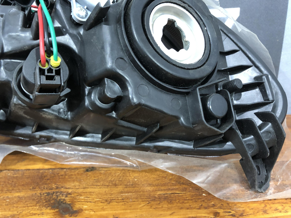 ПТФ передняя правая  Hyundai Solaris 1 14-17 Новая 922024L700