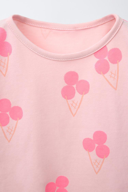 ZARA ФУТБОЛКА С ПРИНТОМ, СВЕТЛО-РОЗОВЫЙ