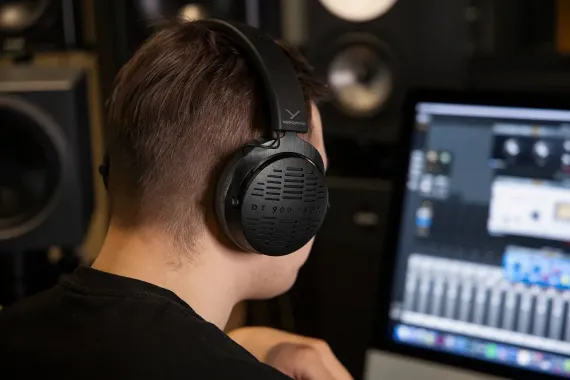 Beyerdynamic DT 900 PRO X