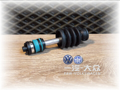 Шток  сцепления (мехатроника) 101 мм DSG7 DQ200 0am