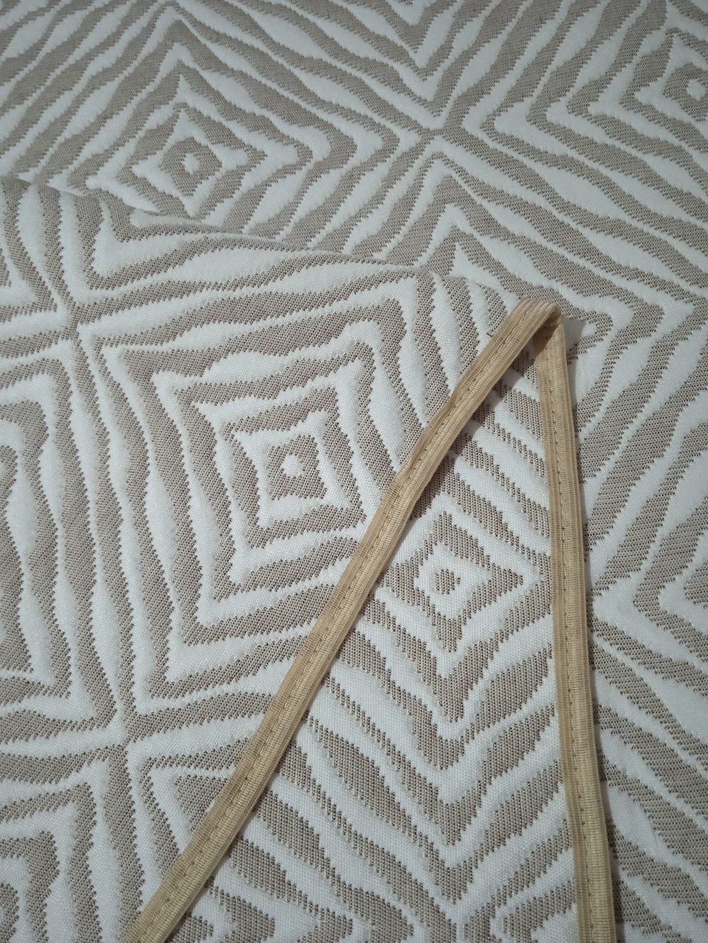 Покрывало жаккардовое двухстороннее Нежность 487-16 беж,белый 1,5 (150х200)