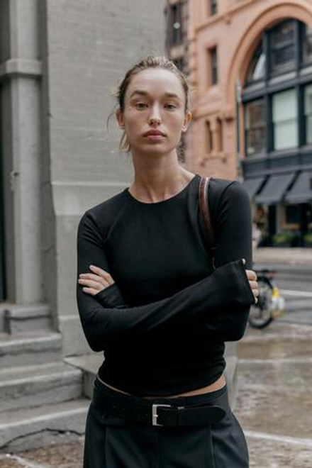 ZARA БАЗОВАЯ ХЛОПКОВАЯ ФУТБОЛКА, ЧЕРНЫЙ