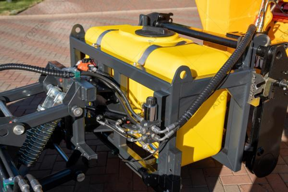 Щетка дорожная, коммунальная, с баком - EXPERT 2500