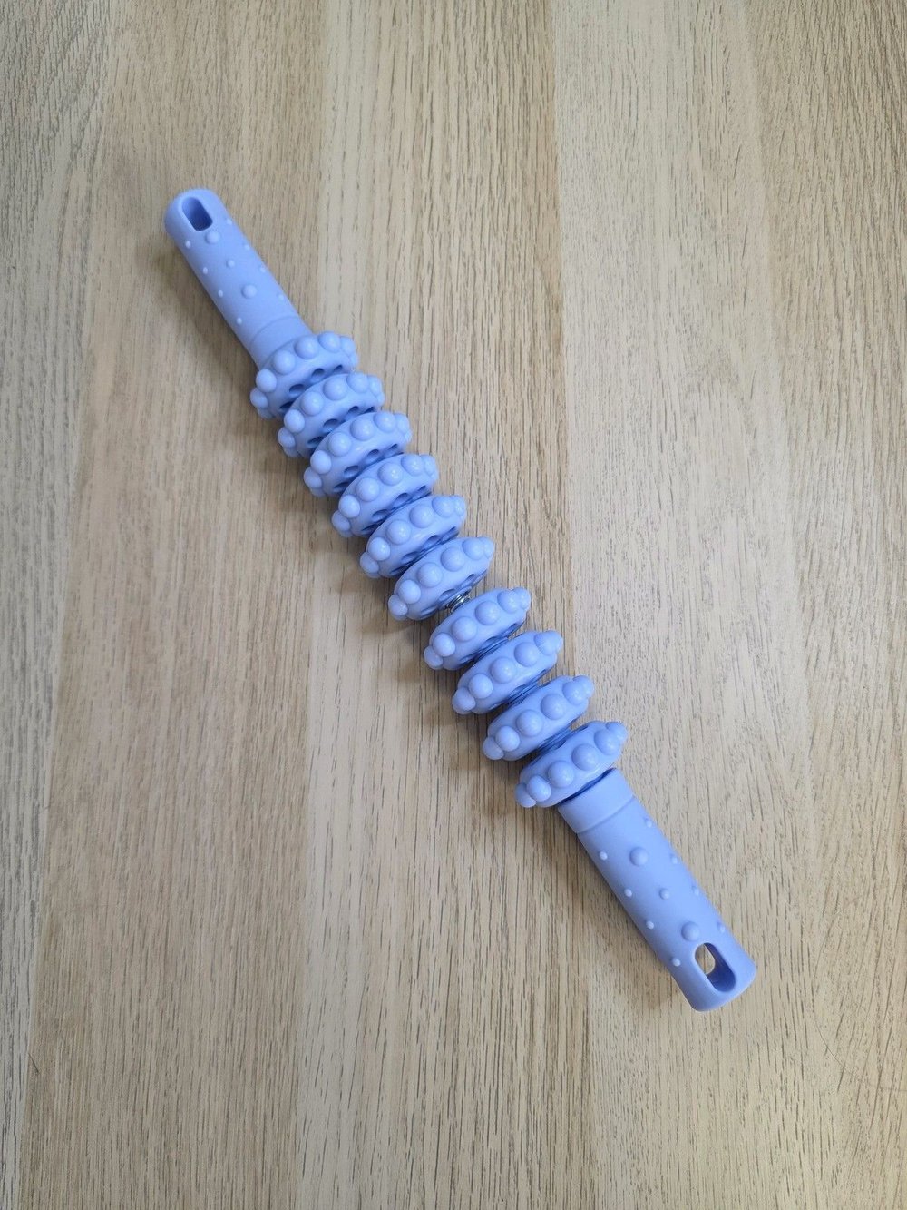 Ручной роликовый массажер для тела 38 см голубой (0038-1)