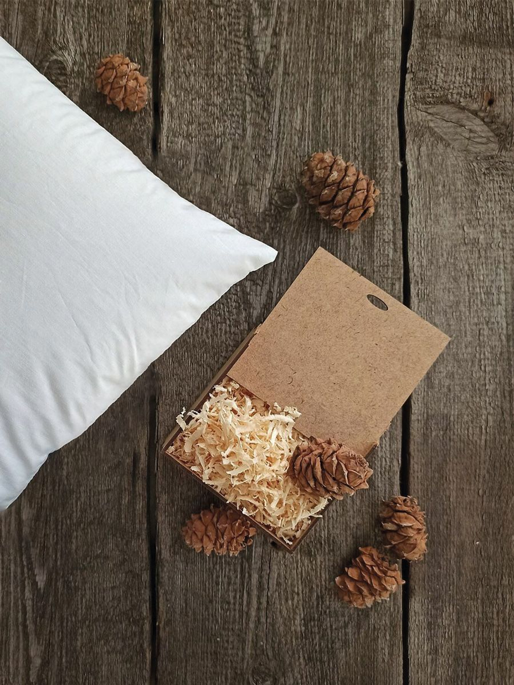 Подушка ортопедическая кедровая 40х40 см