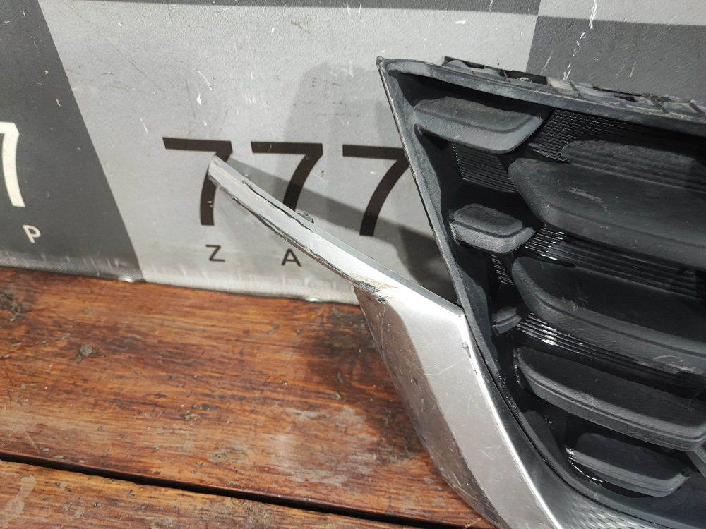 Решетка радиатора Kia Seltos 19-25 Б/У Оригинал 86350Q5000