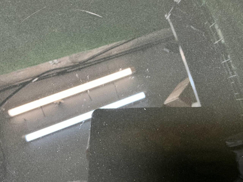 Стекло двери переднее левое Tank 500 (2021-н.в.)