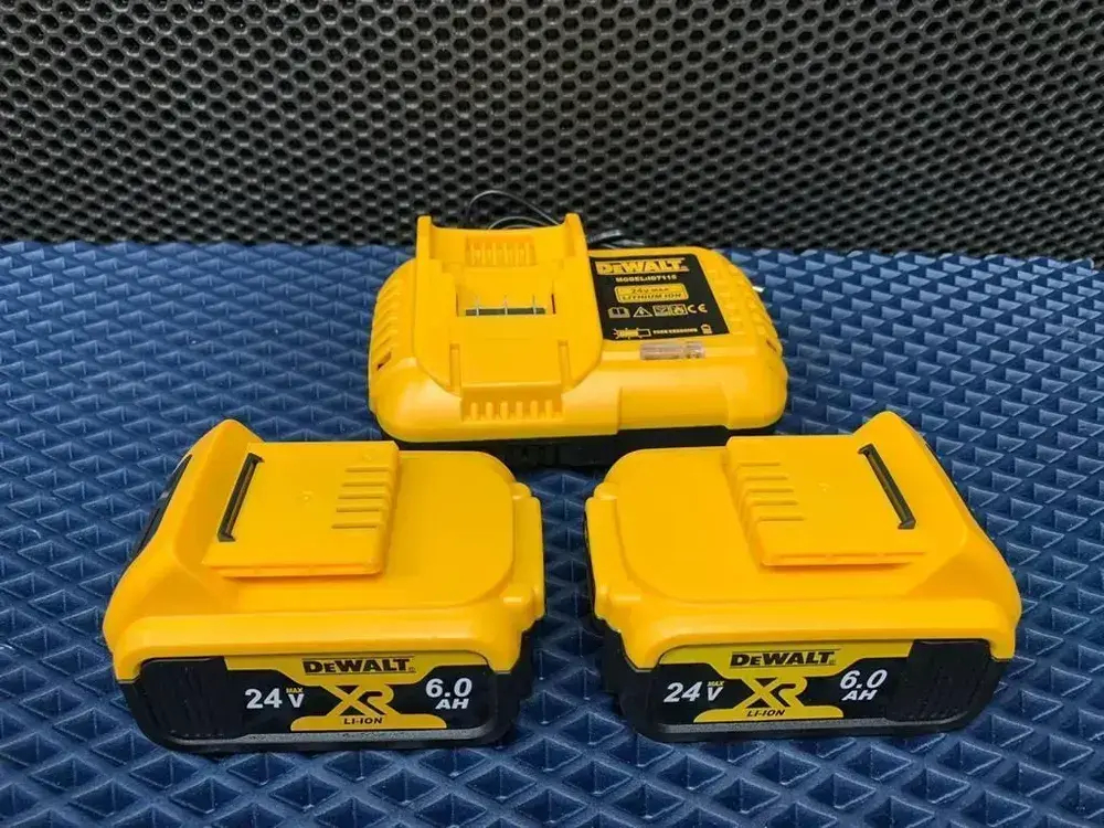 Сабельная пила аккумуляторная садовая 21Вт