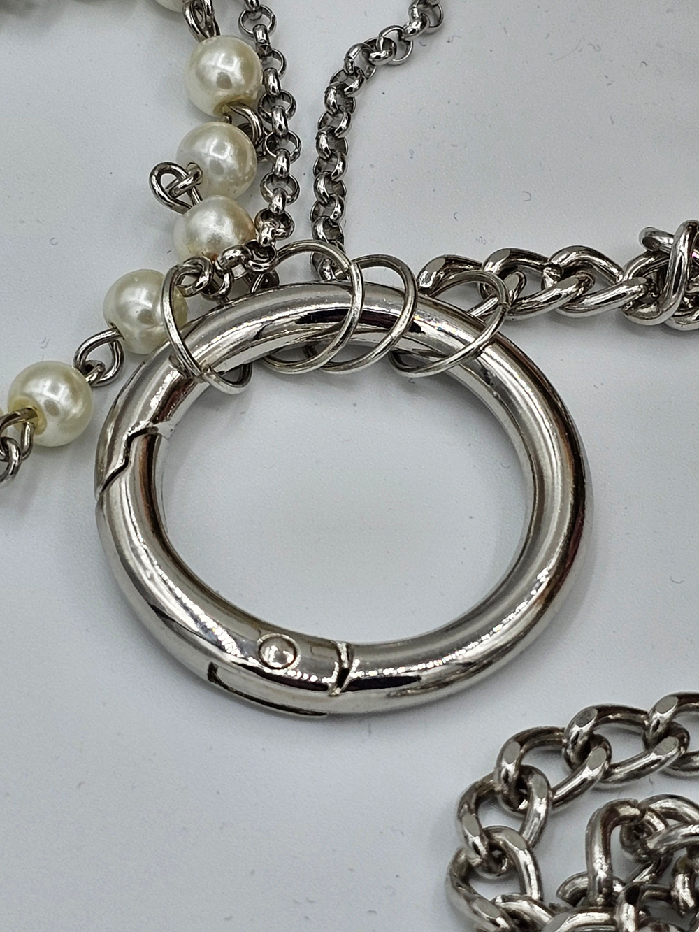 Обвес на сумку на двух карабинах, подвеска, авторская ручная работа "Брутальная мягкость"