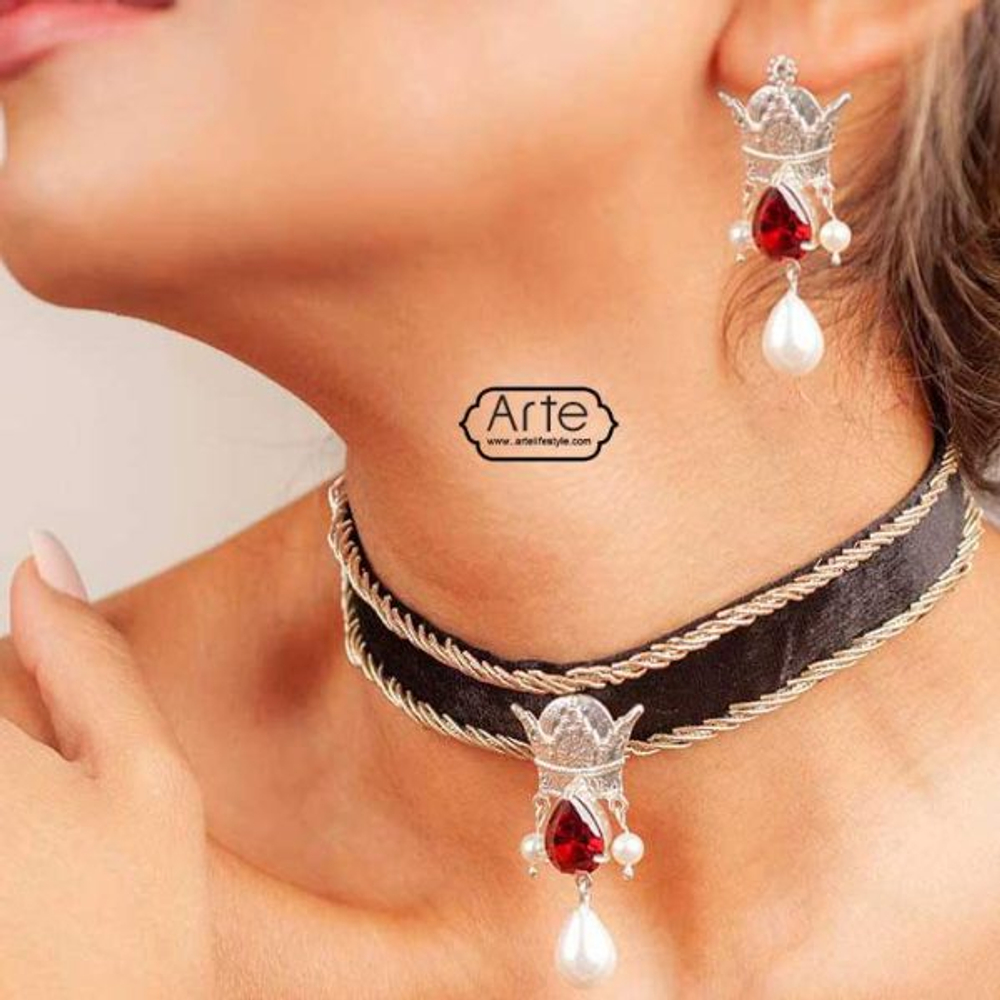 Бархатный чокер Arte Dibacheh 20220468 Иран