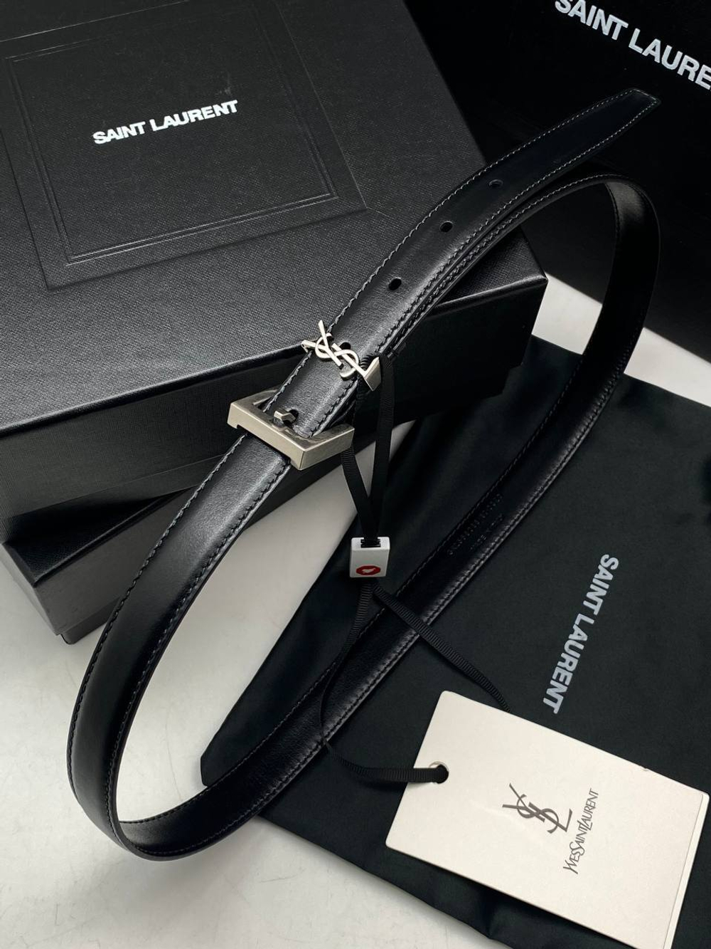 Ремень Yves Saint Laurent