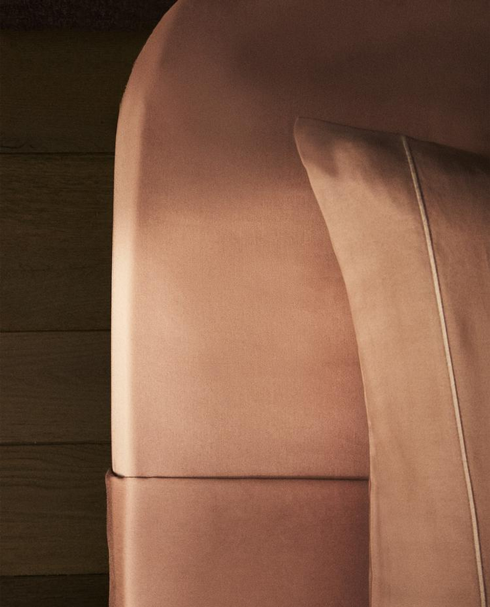 ZARA HOME (300 НИТЕЙ) ПРОСТЫНЯ НА РЕЗИНКЕ ИЗ САТИНА | ВЫСОТА 40 СМ, РОЗОВЫЙ