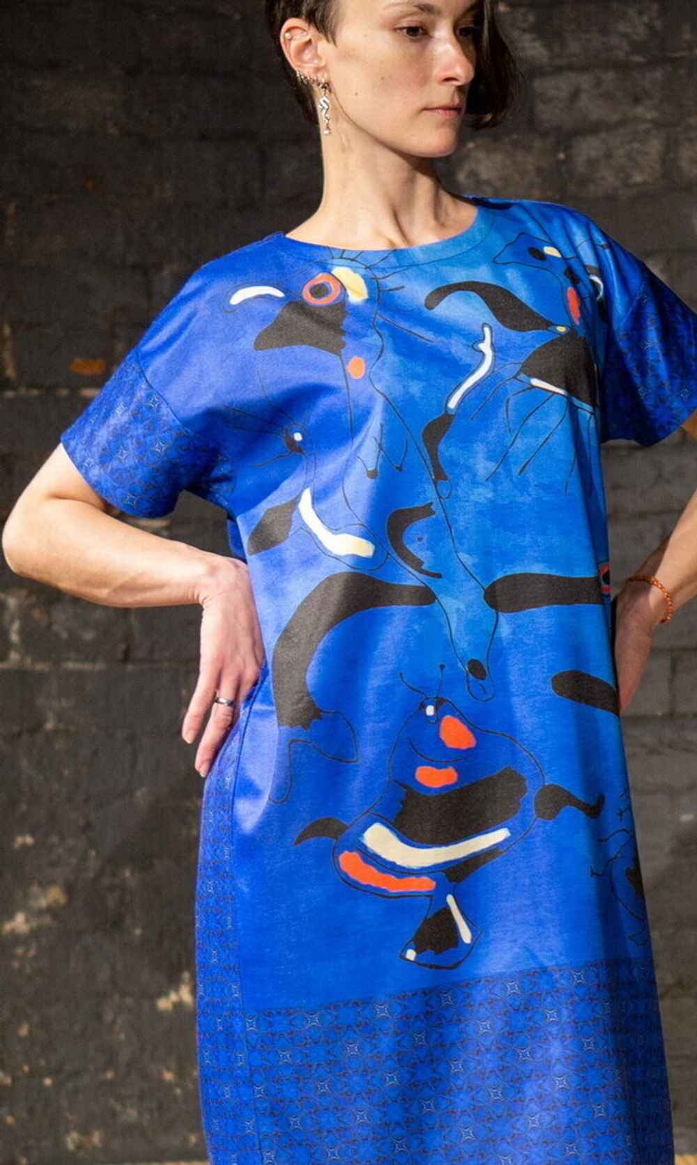 Платье "Птицы и насекомые", по мотивам живописи художника сюрреалиста Жоан Миро
