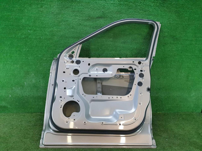 Дверь передняя правая Range Rover Evoque 2 (2018-н.в.)