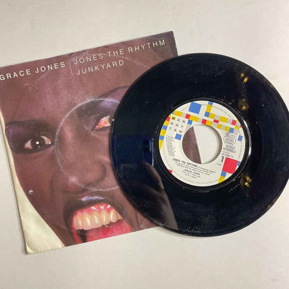 Винтажная виниловая пластинка LP Grace Jones Jones The Rhythm (Germany 1985) 7 дюймов, 45 RPM, Single