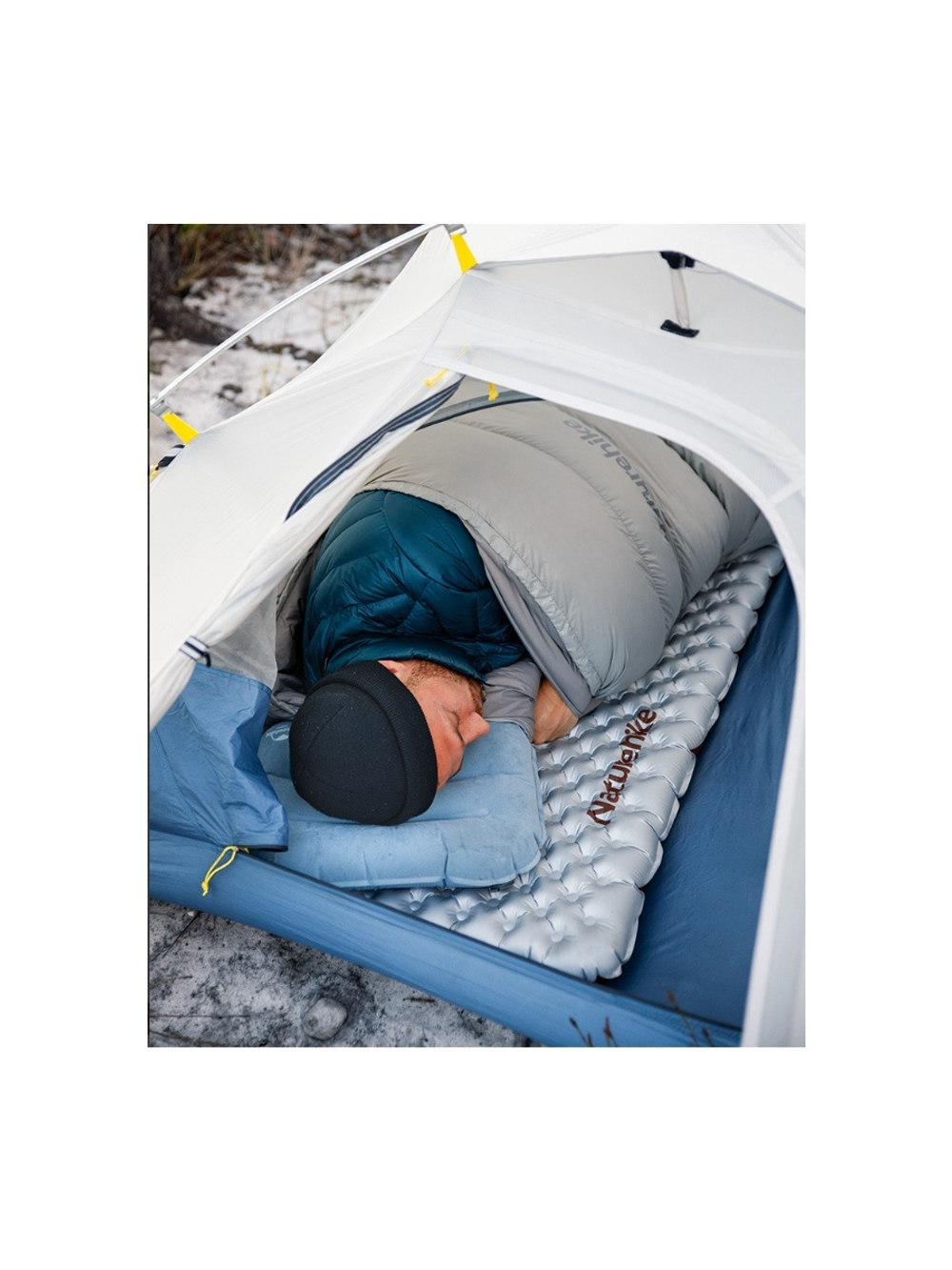 Коврик надувной Naturehike 196х64х12 см, серебристый карбон