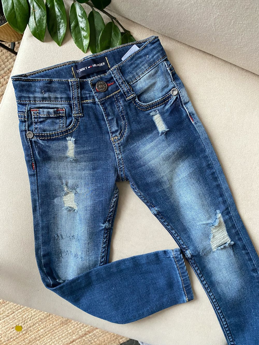 Новые джинсы Tommy Hilfiger, 98