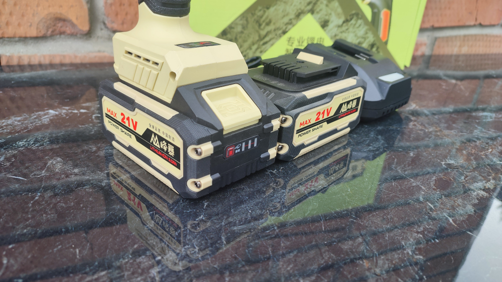 Аккумуляторный гайковерт Feng Bao FB 650