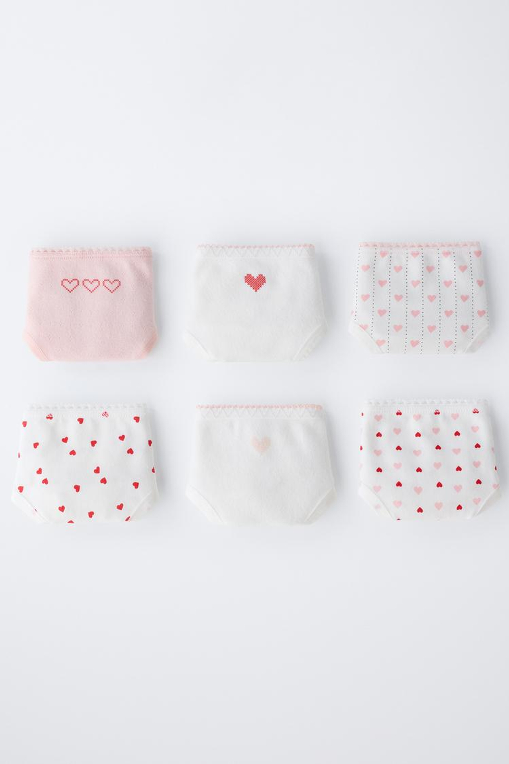 ZARA АБОР ИЗ ШЕСТИ ТРУСОВ С ПРИНТОМ «СЕРДЦА», ЭКРЮ