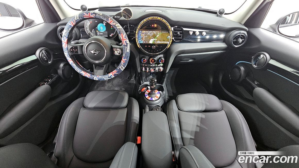 Mini Cooper 5 дверей Classic (01.2024)