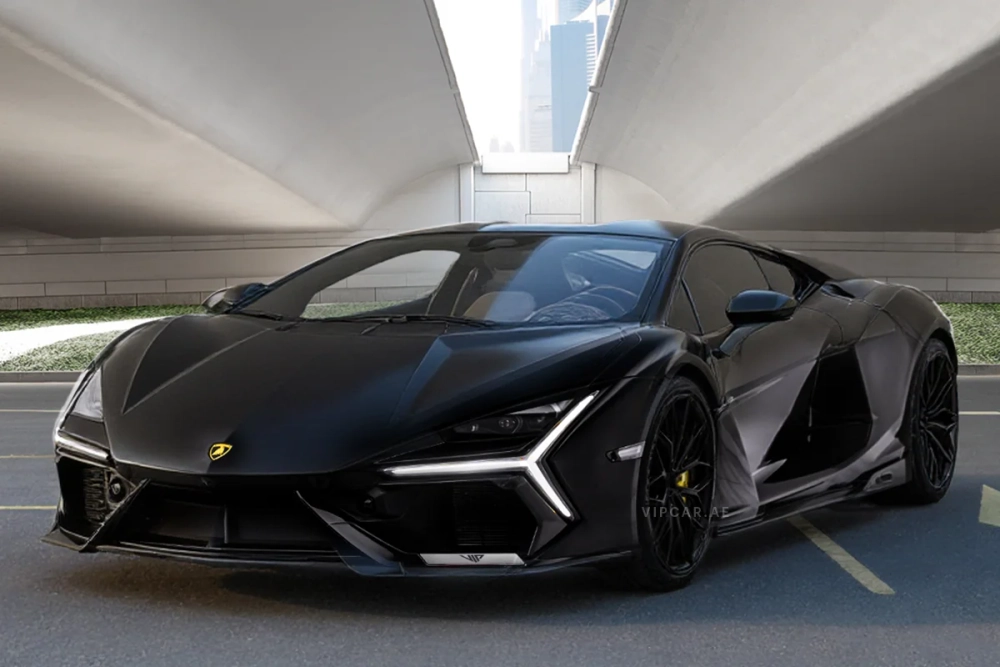 Lamborghini Revuelto
