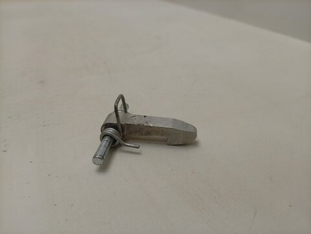 FCS800C кт34 Крючок люка в сборе для стиральных машин Zanussi б/у