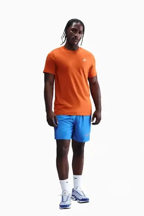 Футболка Nike Sportswear Club - оранжевый
