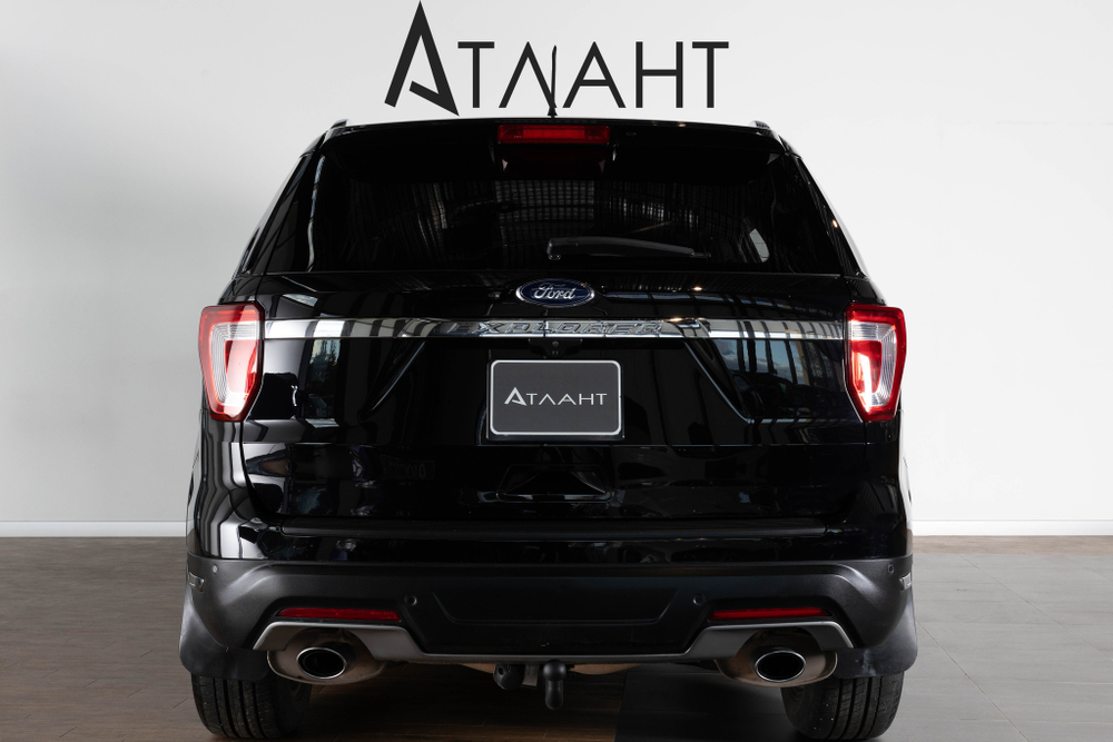 Ford Explorer, 2018 год