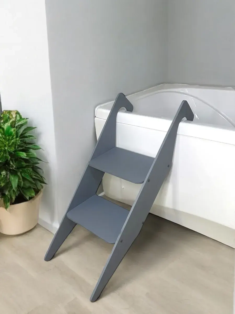 Лестница в ванну для собак средних и крупных пород