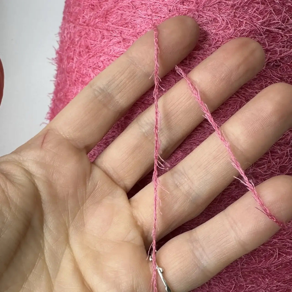 DREAMER - Luxury Production by Ri.Go; 50% меринос, 50% шёлк; 700м/100гр; Травка; col. 80215, цвет: коралловый