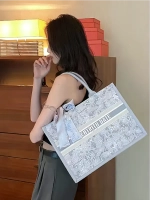 Сумка для учебы большая а4 тоут серая y2k с бантиком