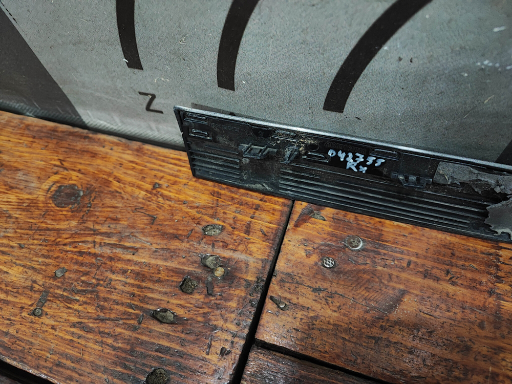 Накладка крыла переднего левого Exeed RX 23-нв Б/У Оригинал 609001618AA