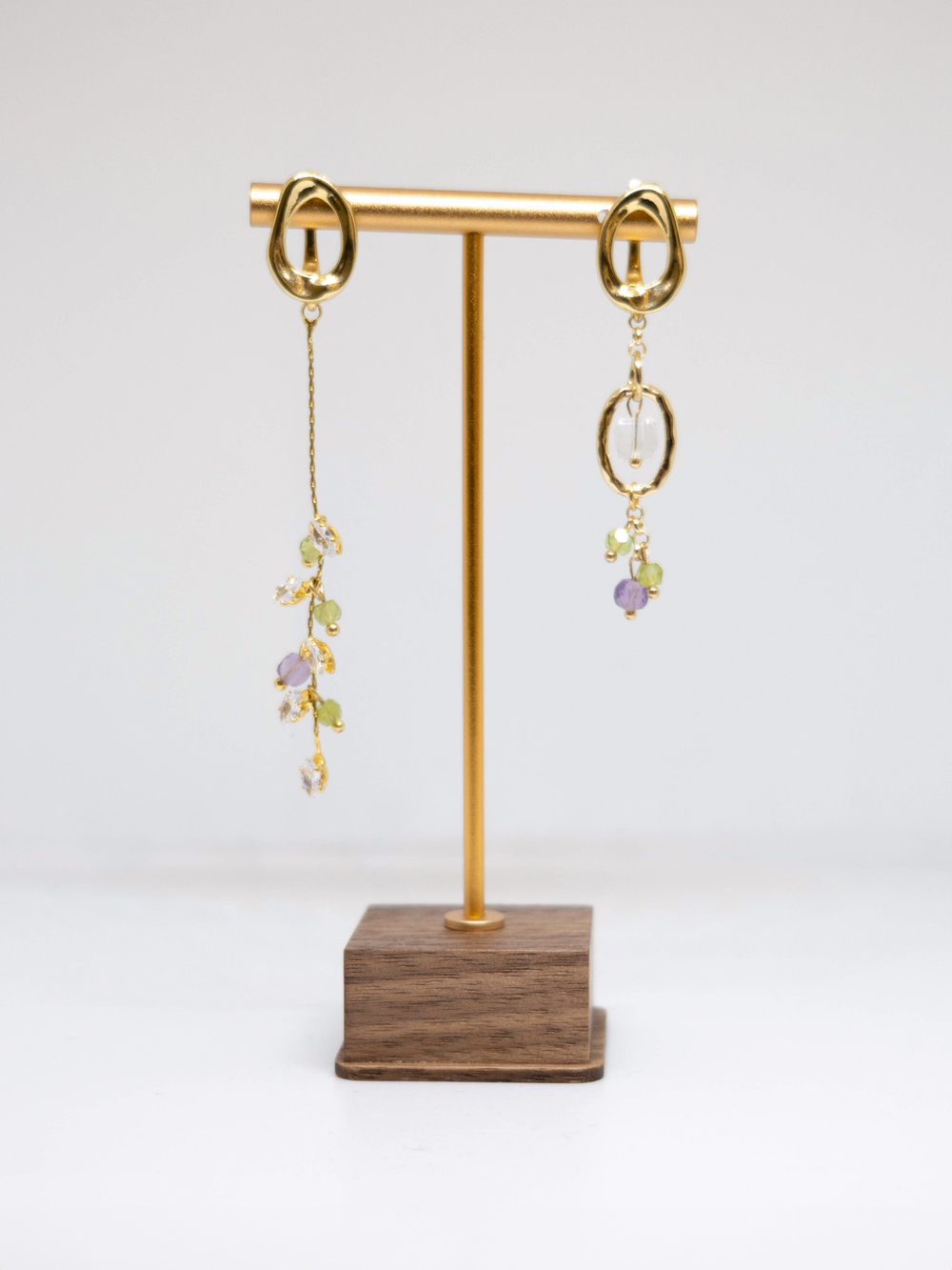 Серьги с хризолитом и аметистом