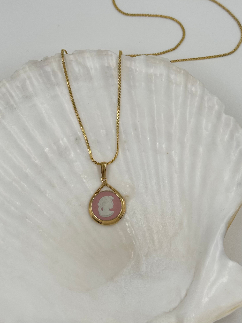 Кулон Wedgwood розовый