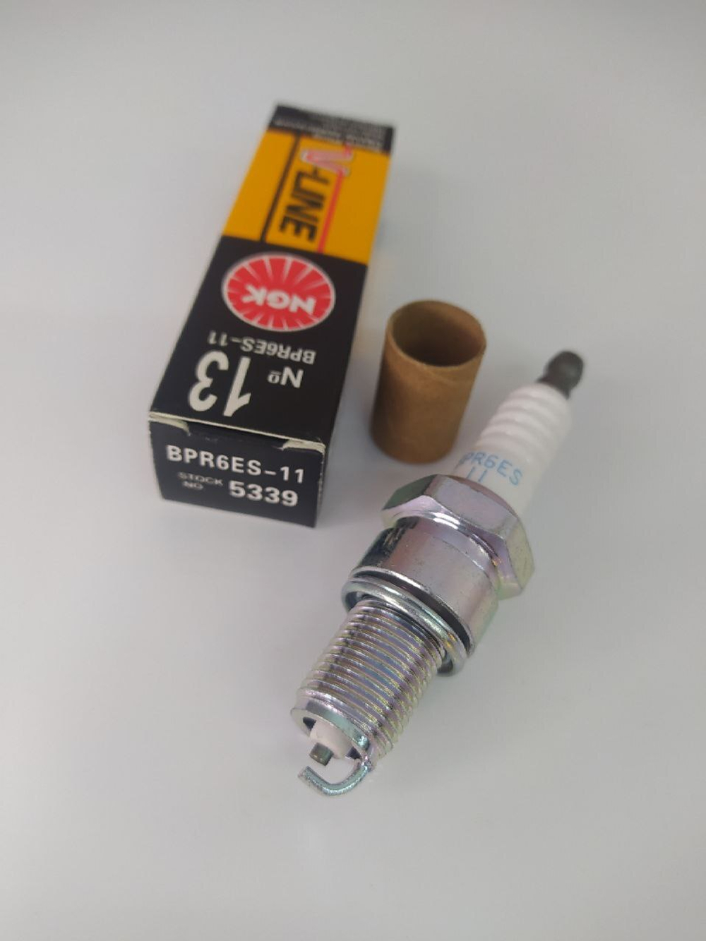 Свечи зажигания NGK 5339 LADA (2110 8 кл.)