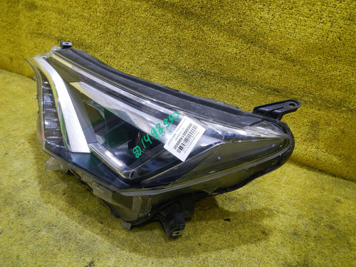 Фара левая Toyota Rav 4 CA40 (2015-2019) LED