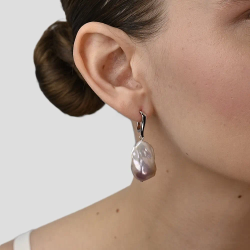 Серьги с подвесками из барочного жемчуга