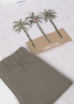 футболка с леггинсами