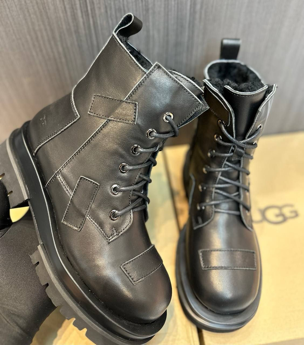 UGG