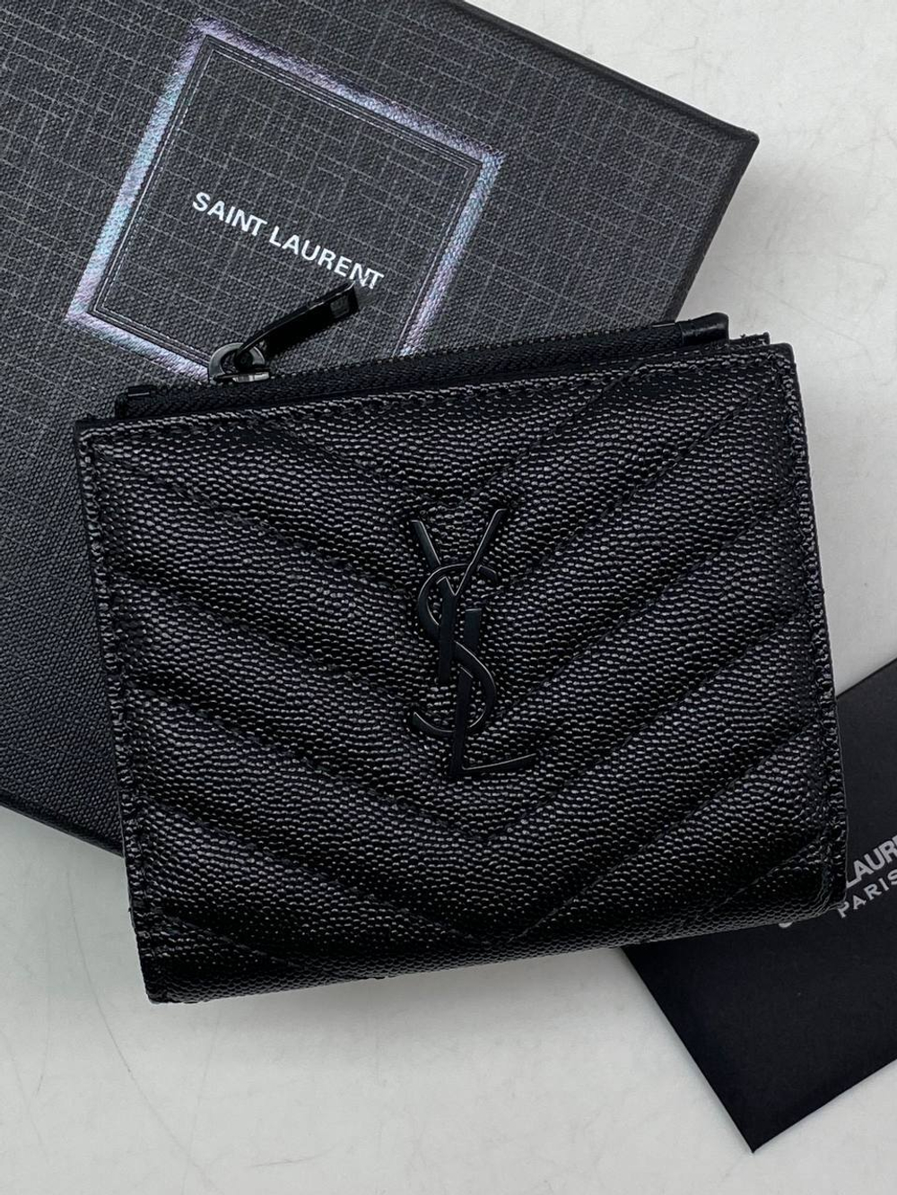Кошелек Yves Saint Laurent