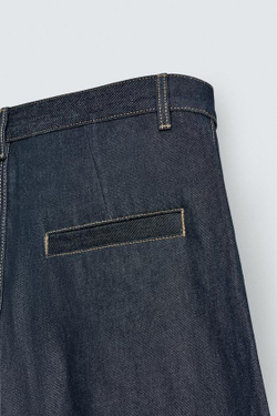 ZARA ДЖИНСОВЫЕ ШОРТЫ RELAXED FIT СО СКЛАДКАМИ, СИНИЙ