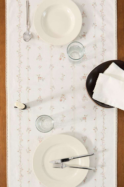 ZARA HOME ХЛОПКОВАЯ НАСТОЛЬНАЯ ДОРОЖКА С ЦВЕТОЧНЫМ ПРИНТОМ, ЭКРЮ