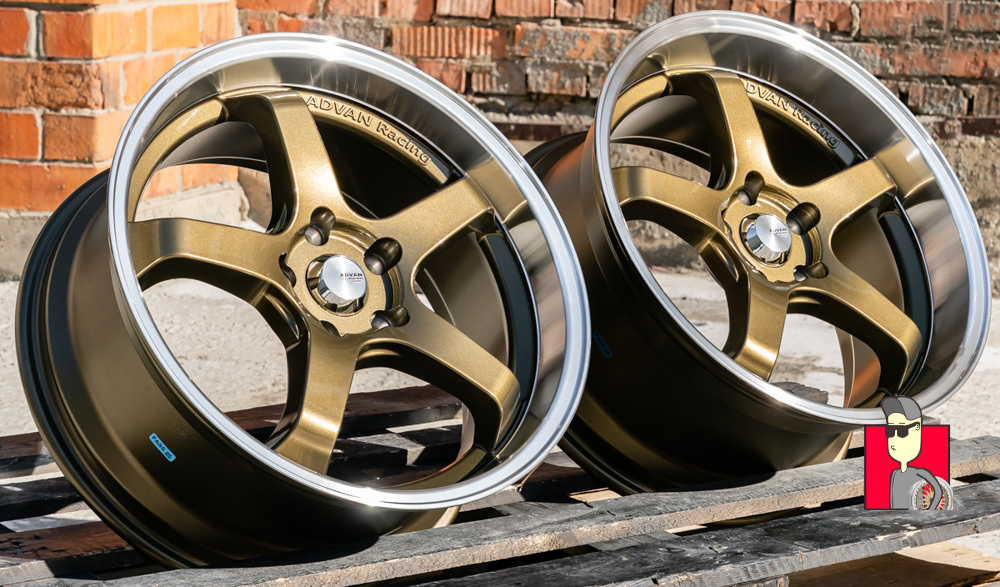 Комплект дисков Advan GT 18x8/9 et38/35 5x114.3