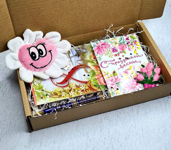 Набор в подарок на 8 марта Весна (магнит в подарок)