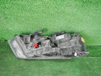 Фара правая Audi Q3 1 8U (2011-2014) ксенон