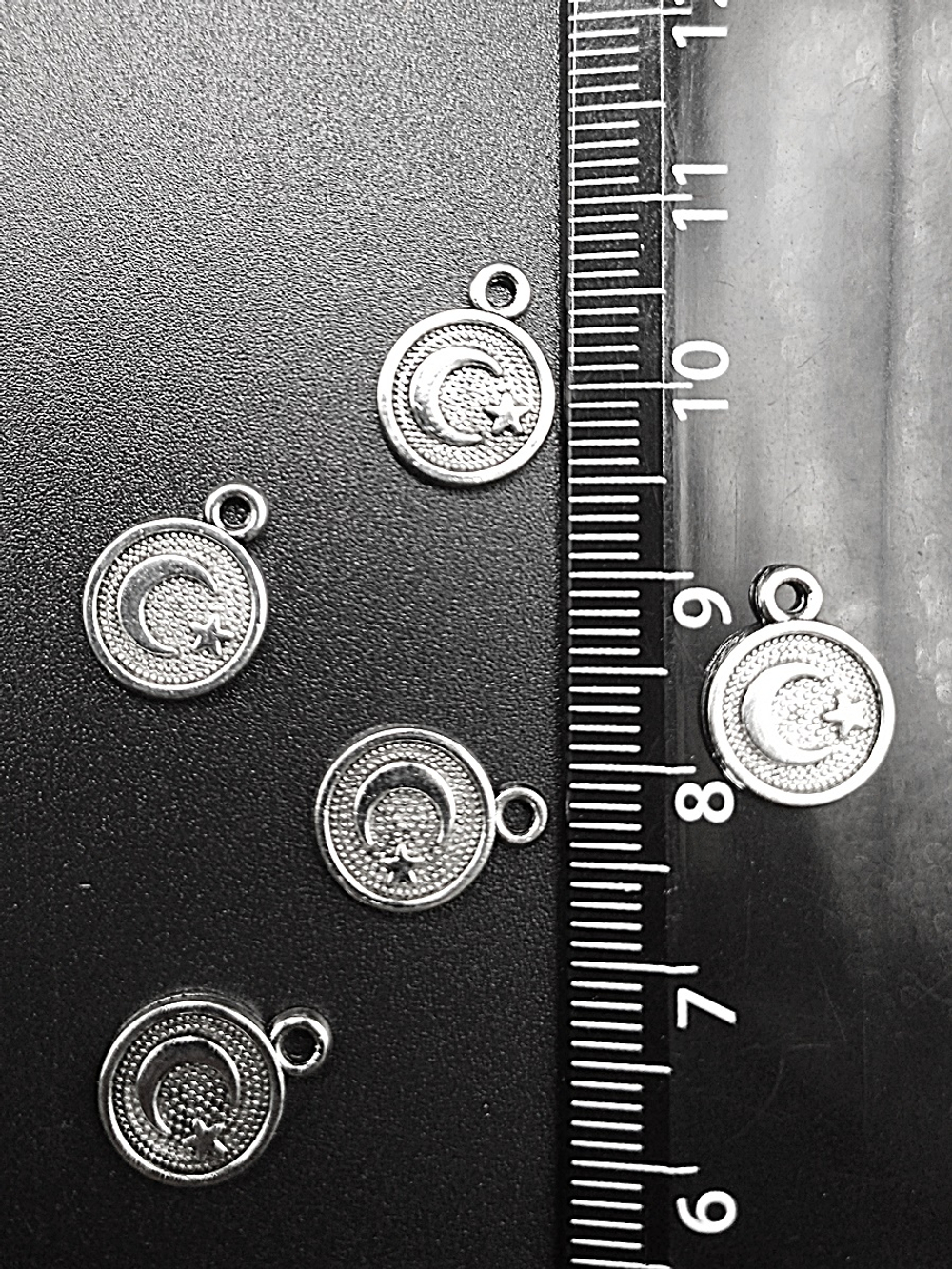 Подвески для рукоделия "Полумесяц со звездой" серебристые.