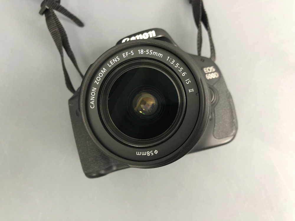 Canon 600D Kit 18-55mm IS II