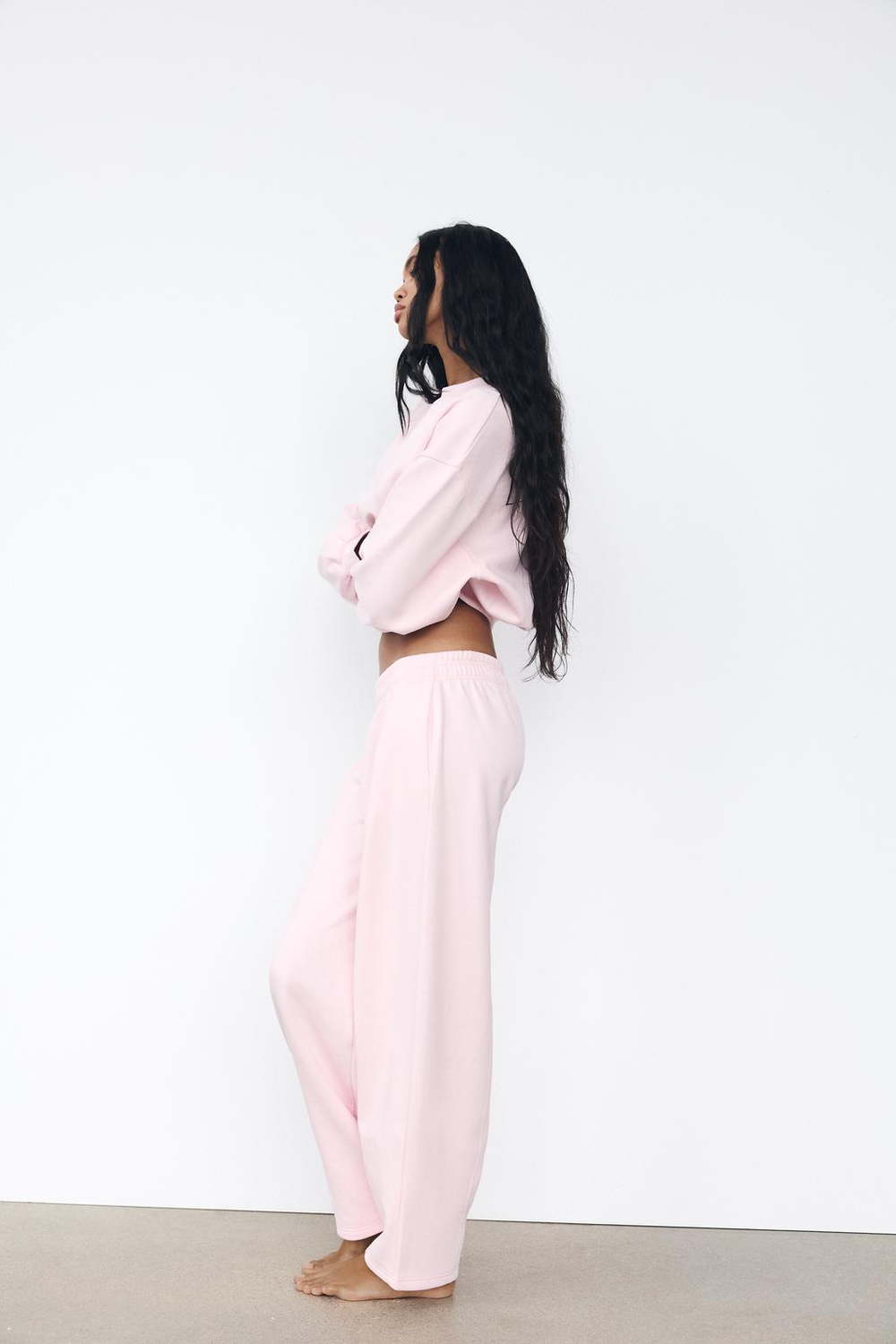 Брюки carrot fit из мягкой ткани