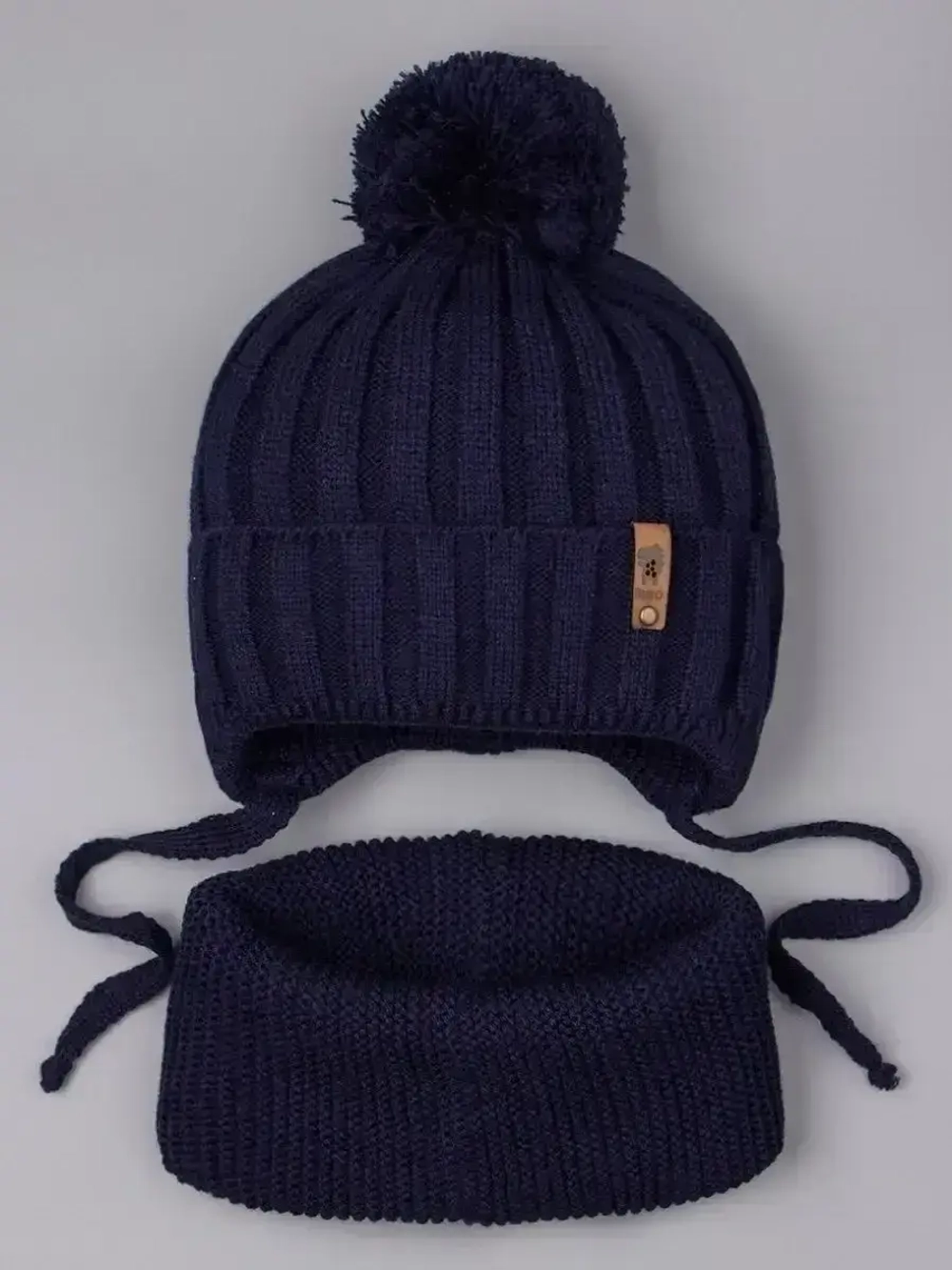 Шапка для мальчика со снудом осенняя